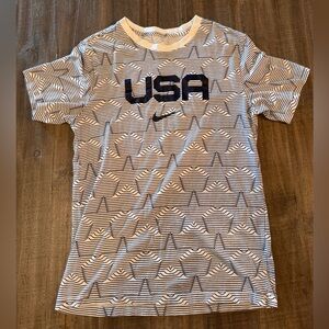 Nike USA women's Short Sleeve Shirt, White & Navy Blue, Small